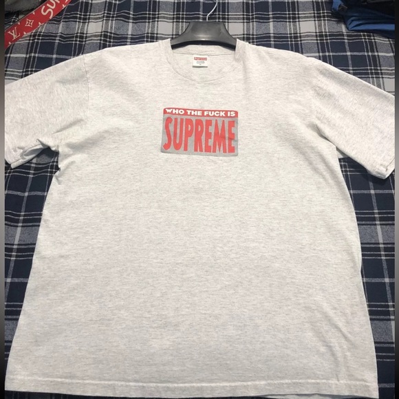 Supreme - Picture 2 of 7